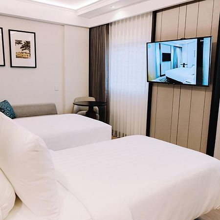สุราบายา เอชอาร์ มูฮัมหมัด Hotel ภายนอก รูปภาพ