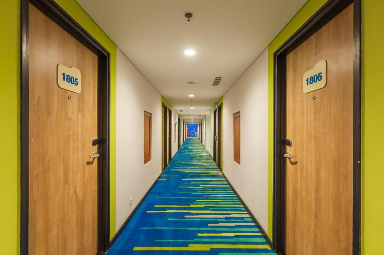 สุราบายา เอชอาร์ มูฮัมหมัด Hotel ภายนอก รูปภาพ
