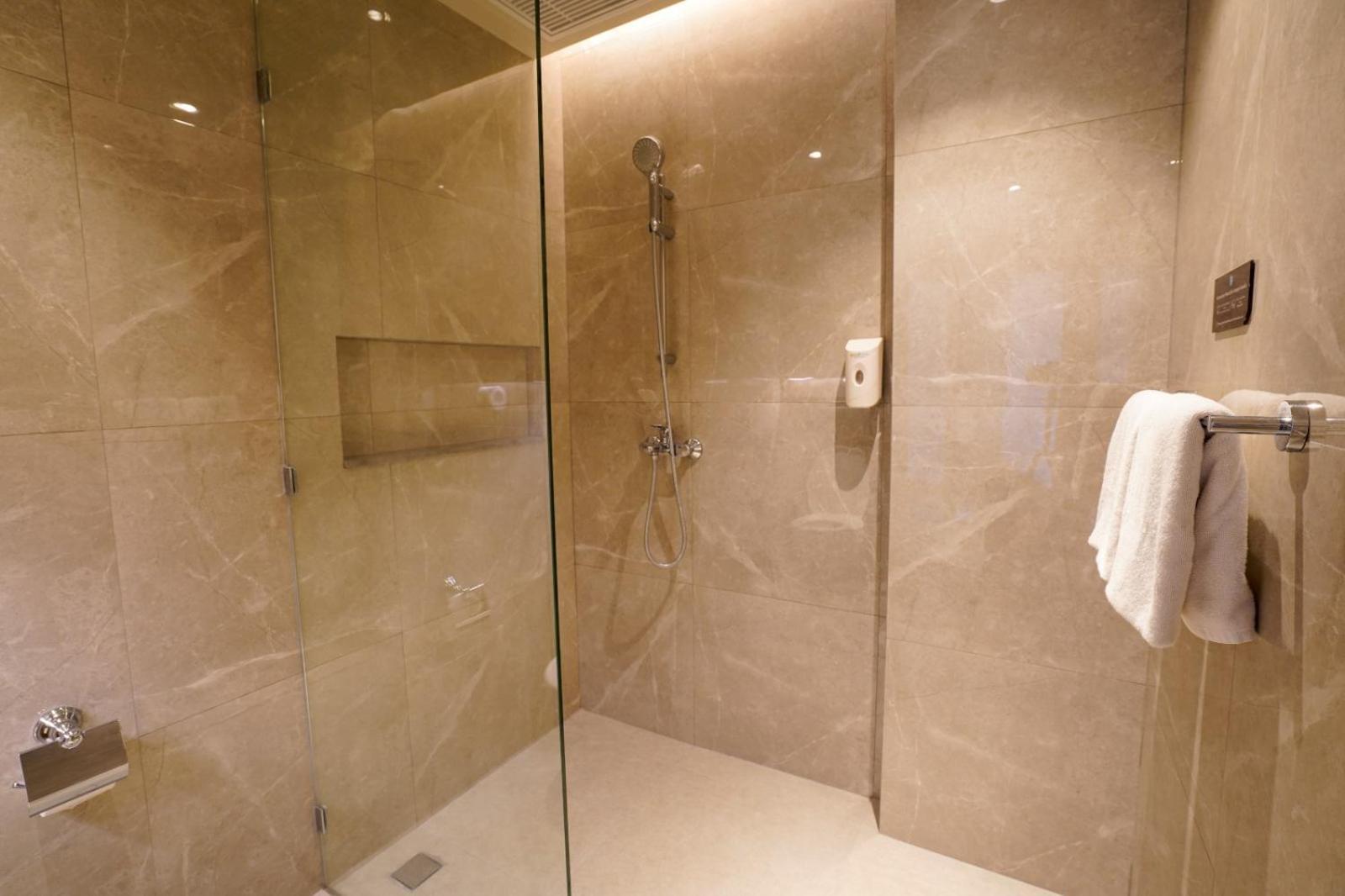 สุราบายา เอชอาร์ มูฮัมหมัด Hotel ห้อง รูปภาพ